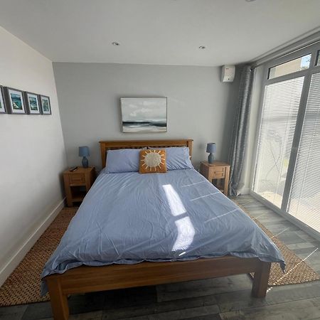 Entire Guest Suite In Four Mile Bridge, Rhoscolyn Вали Екстериор снимка